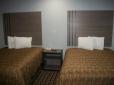 Woodland Inn and Suites image 11
